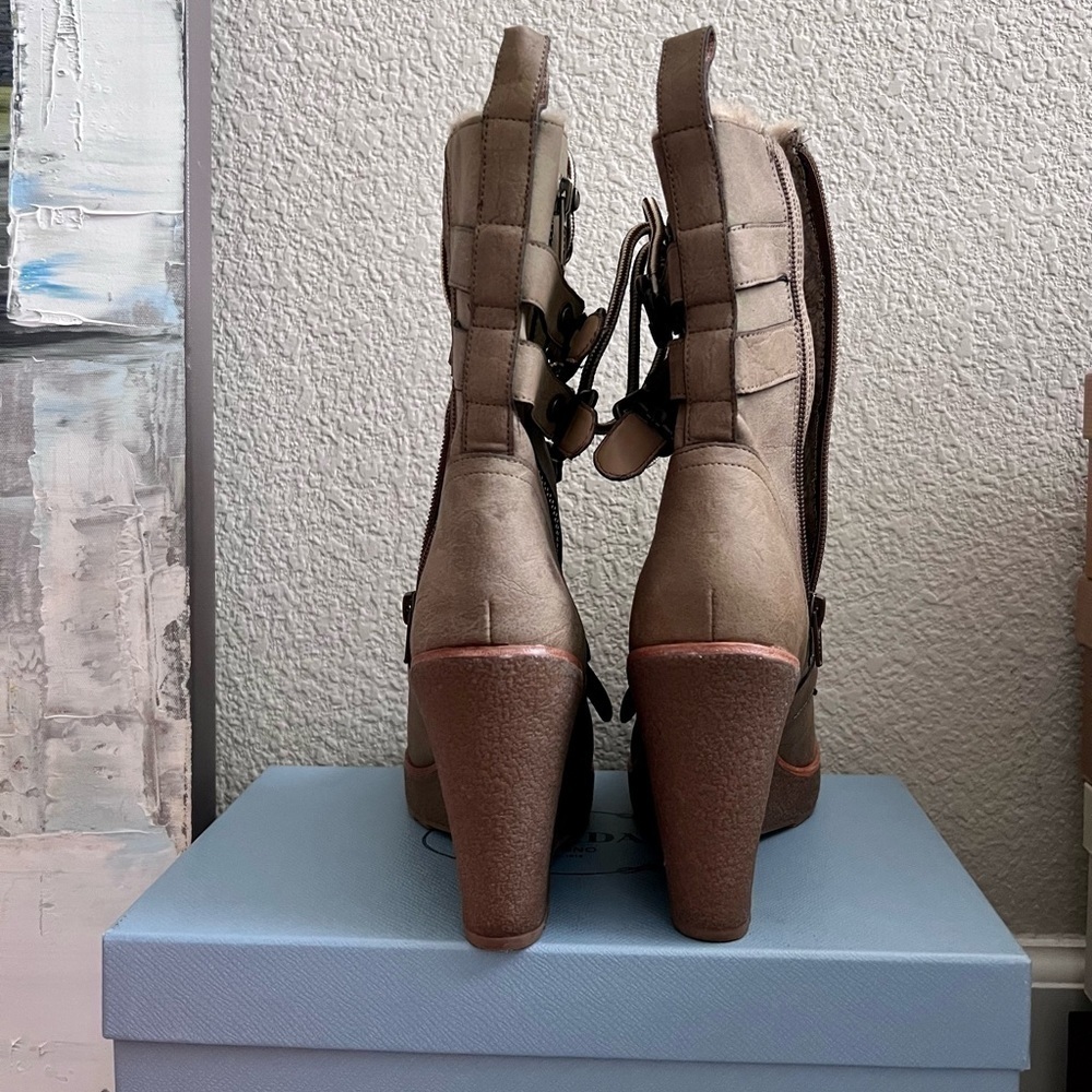Aldo Faux Wedge Boot Size 6 - Picture 4 of 6